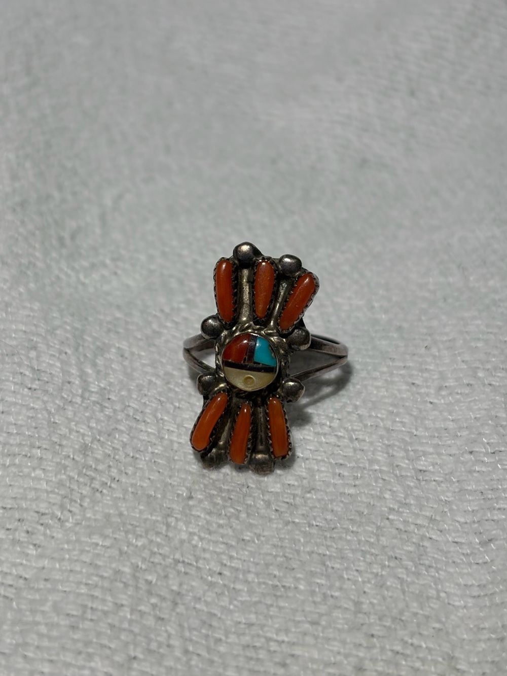 Vintage Zuni E.A. Zunie Sterling Silver Red Coral Inlay Sunface Ring